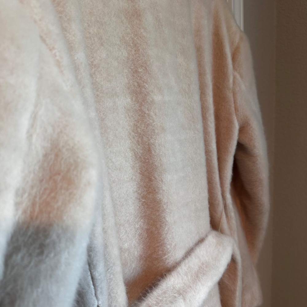 Isaac Mizrahi Wrap Long Coat with Notched Collar & Pockets OYSTER NWOT SIZE M - Picture 11 of 12